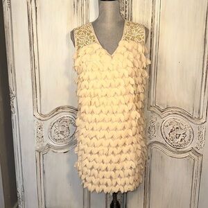 Champagne & Strawberry Sleeveless V Neck 3D Blush and Lace Statement Dress S/8P